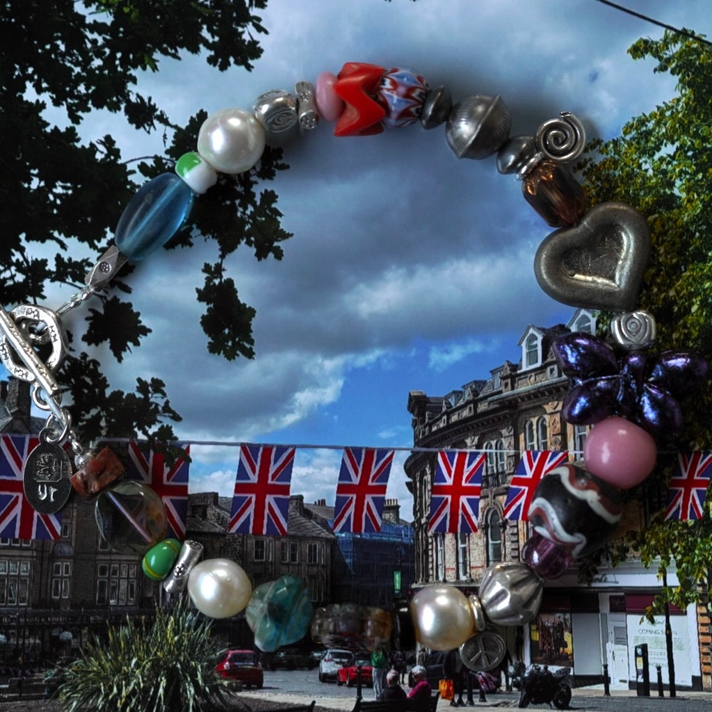 DUNIA wote luxe bracelet 20.5cm from England